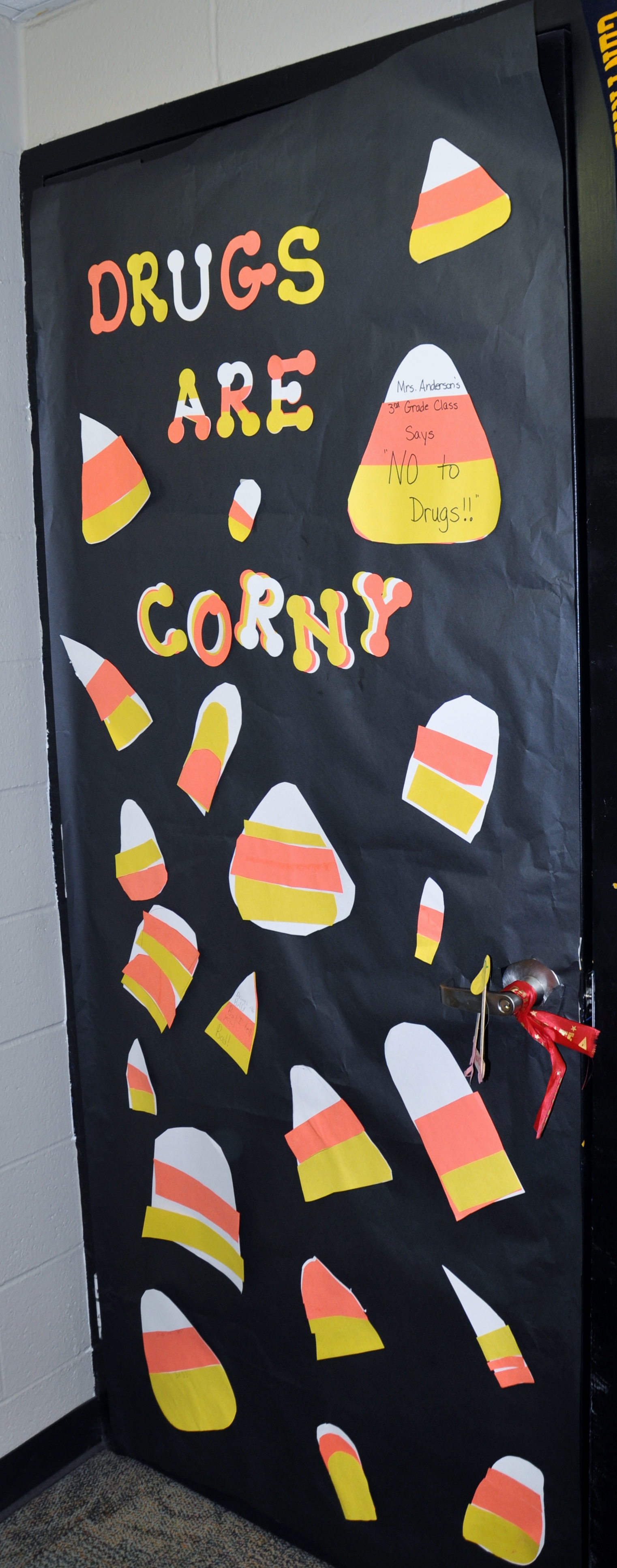 Door Decorating Contest at Mills Elementary for Red Ribbon Week ...