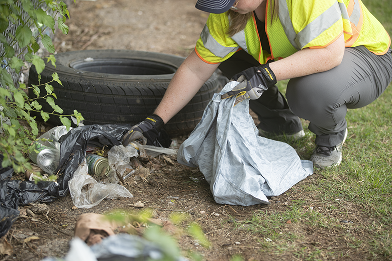 Oklahomans springing into the season for 2022 TRASH-OFF - Owassoisms.com